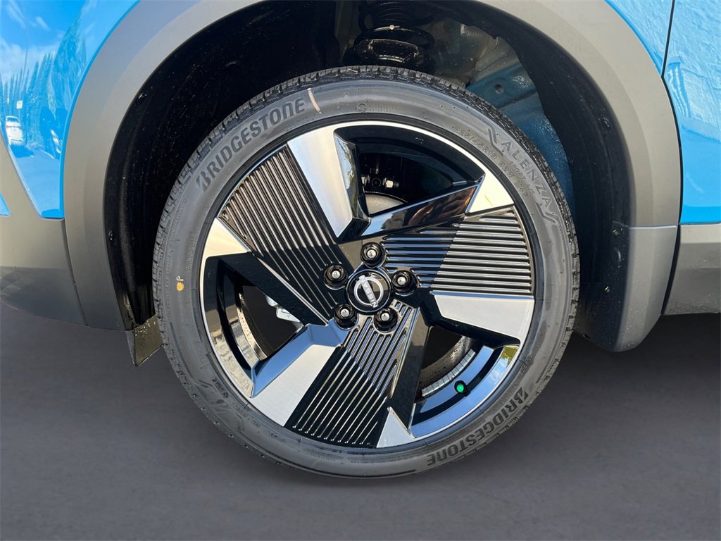 New 2026 Nissan Kicks SR image 9