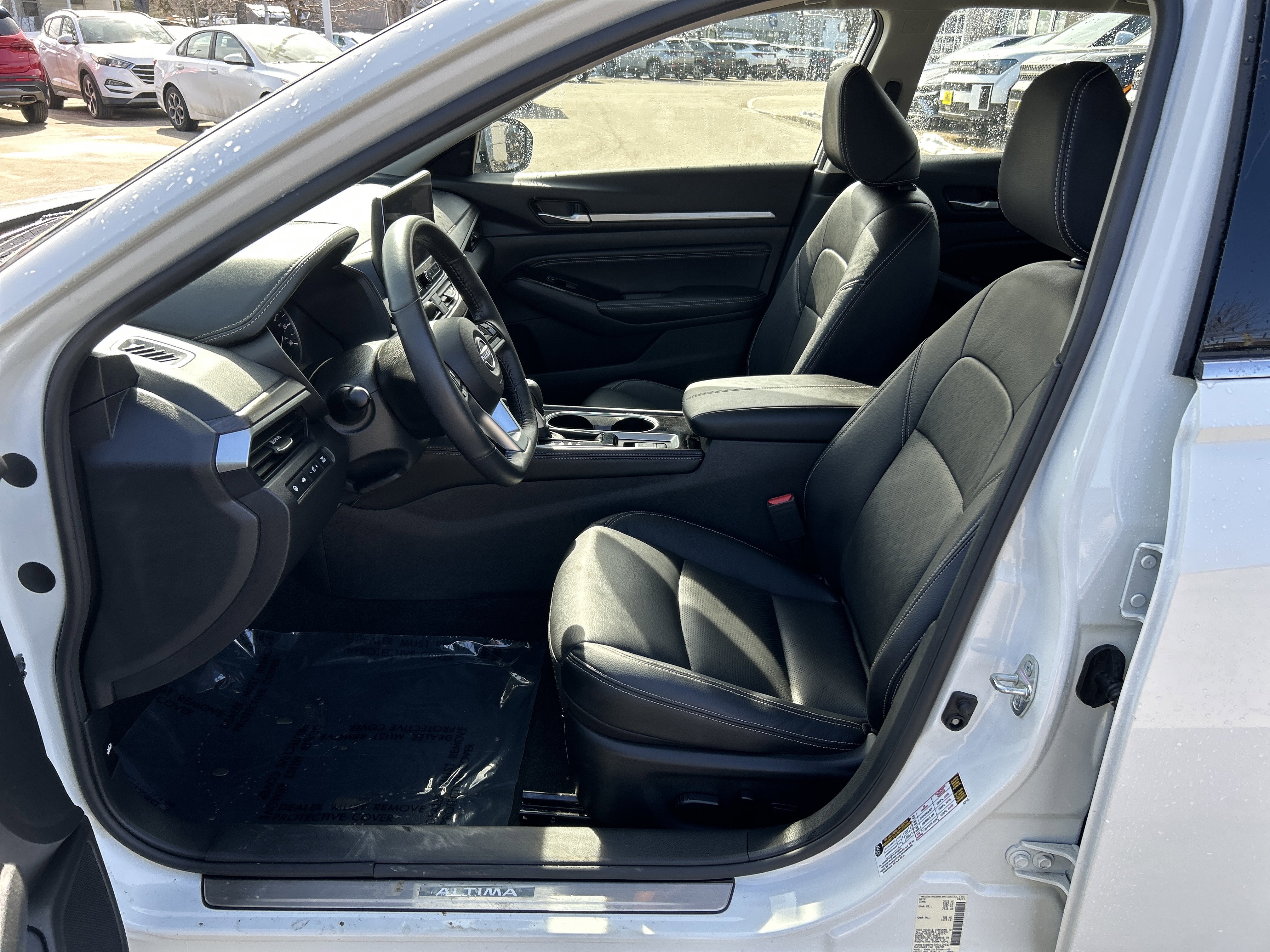 Used 2023 Nissan Altima 2.5 SL image 14