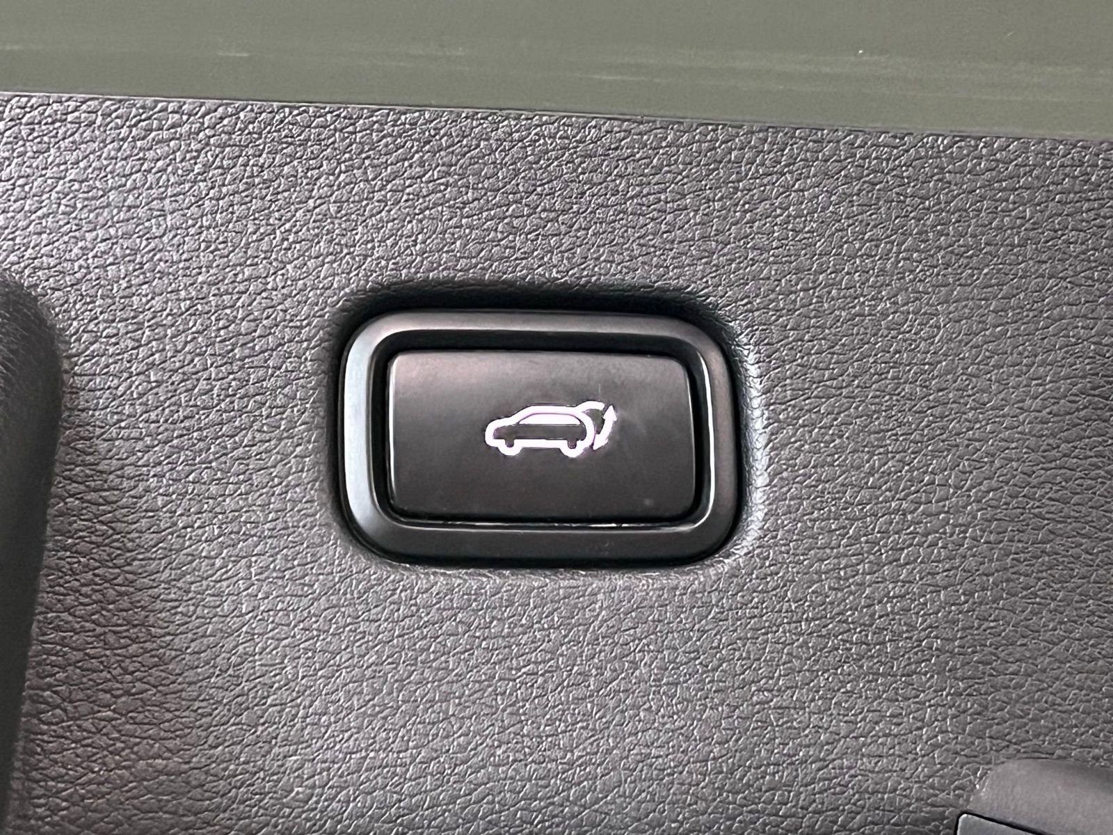 Used 2024 Kia Sportage X-Line w/ X-Line Premium Package image 11