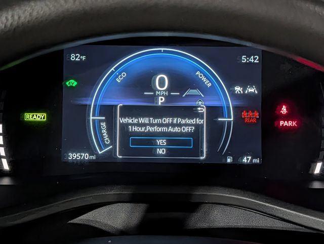 Used 2025 Toyota Camry LE FWD image 21