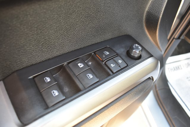 Used 2023 Toyota Tacoma SR5 RWD image 13
