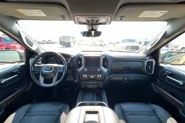 Used 2020 GMC Sierra 1500 Denali w/ Denali Ultimate Package AWD/4WD image 9