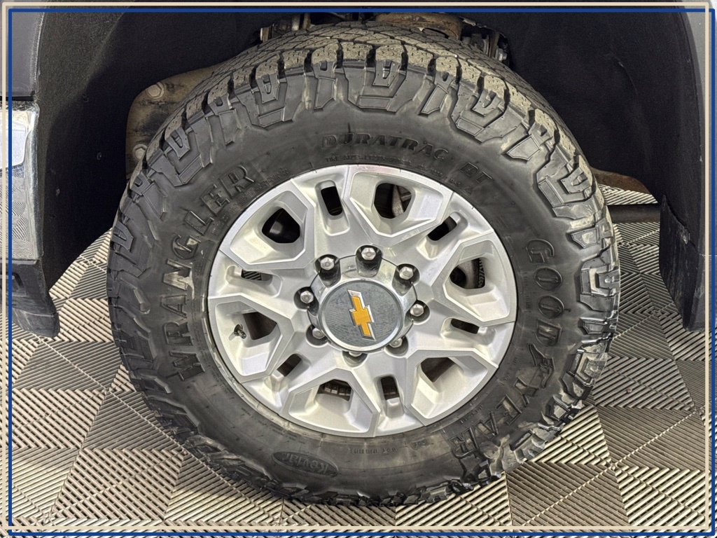 Certified 2024 Chevrolet Silverado 2500 LT AWD/4WD image 18
