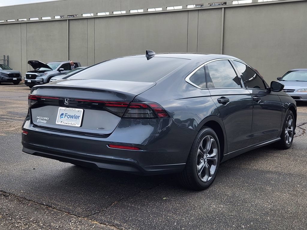 Used 2023 Honda Accord EX image 7