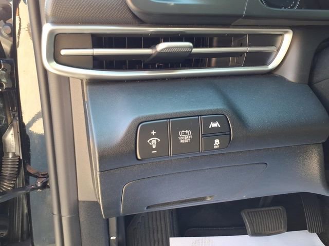 Used 2022 Hyundai Elantra Blue FWD image 19