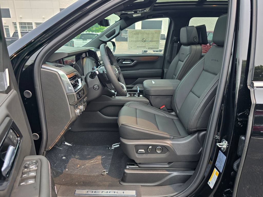 New 2026 GMC Yukon XL Denali w/ Advanced Technology Package AWD/4WD image 22