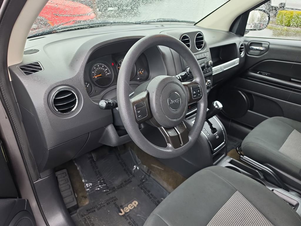 Used 2017 Jeep Compass Sport w/ Power Value Group AWD/4WD image 11