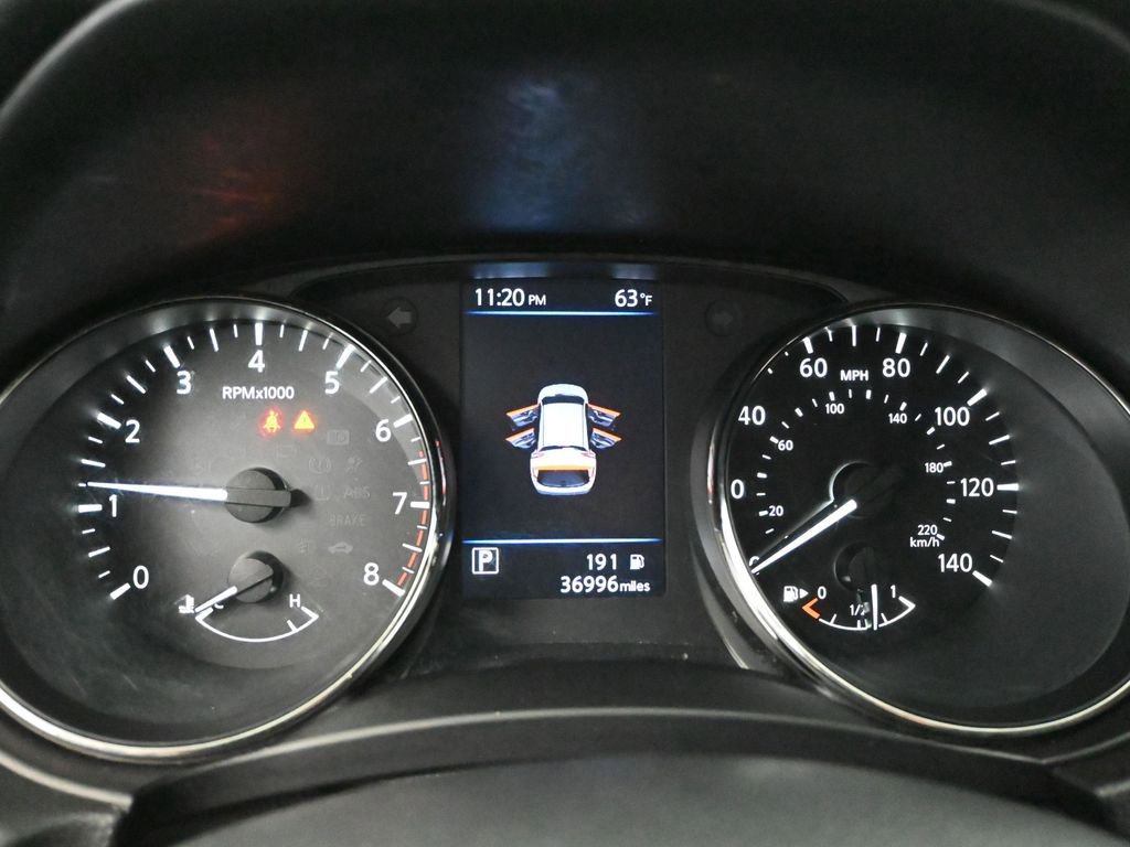 Used 2021 Nissan Rogue Sport SV image 29