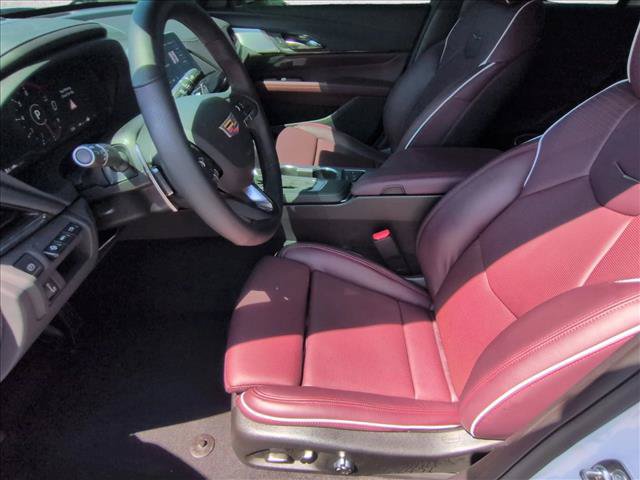 Used 2026 Cadillac CT4 Sport w/ LPO, ONYX Package RWD image 16