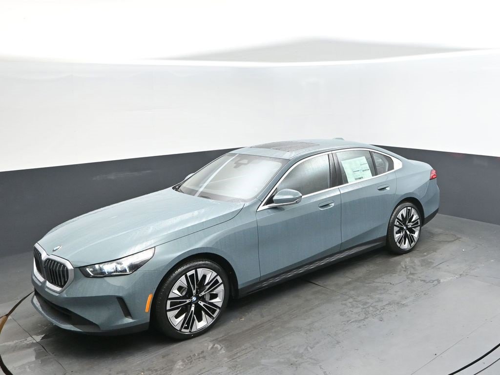 New 2026 BMW 530i w/ Premium Package image 32