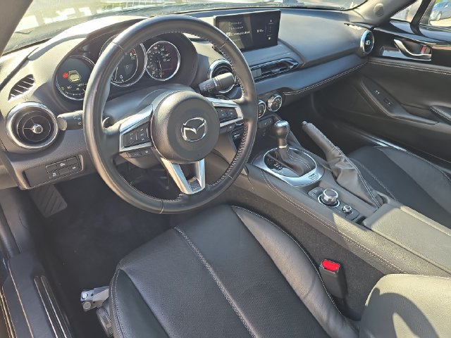 Used 2025 MAZDA MX-5 Miata RF Grand Touring RWD image 12