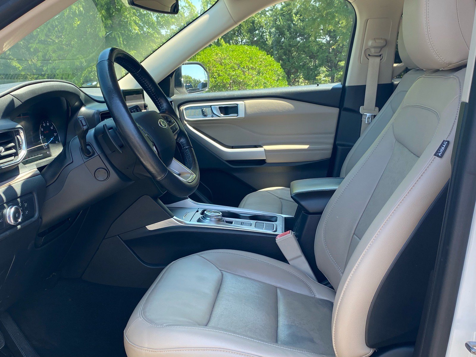 Certified 2020 Ford Explorer Limited RWD image 13