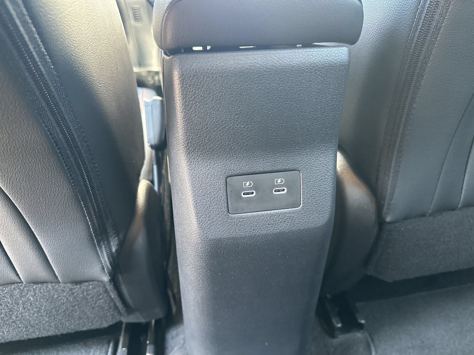 Used 2026 Nissan Kicks SR w/ Cold Weather Package AWD/4WD image 19