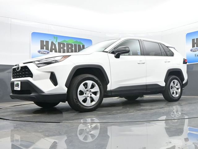 Used 2024 Toyota RAV4 LE AWD/4WD image 19