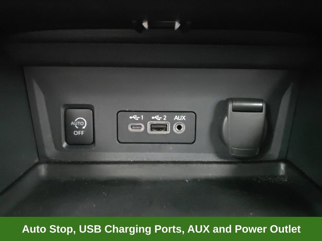 Used 2024 Nissan Sentra SR w/ SR Premium Package FWD image 28