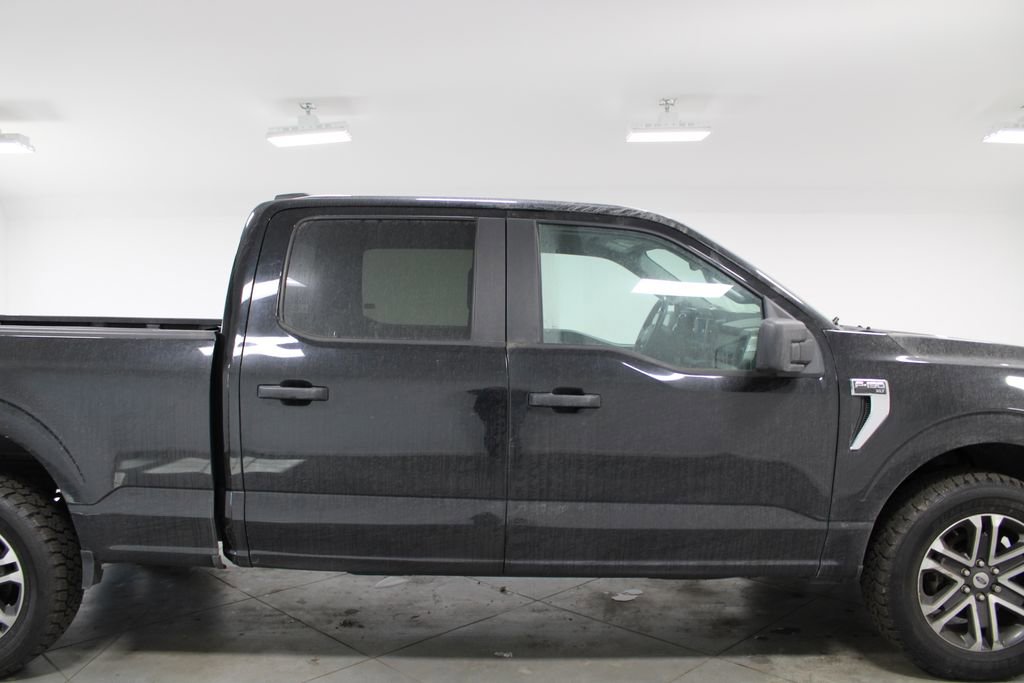 Used 2022 Ford F150 XLT w/ Trailer Tow Package image 11