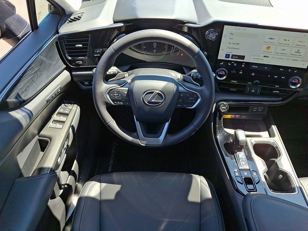 Used 2023 Lexus NX 350 AWD image 11