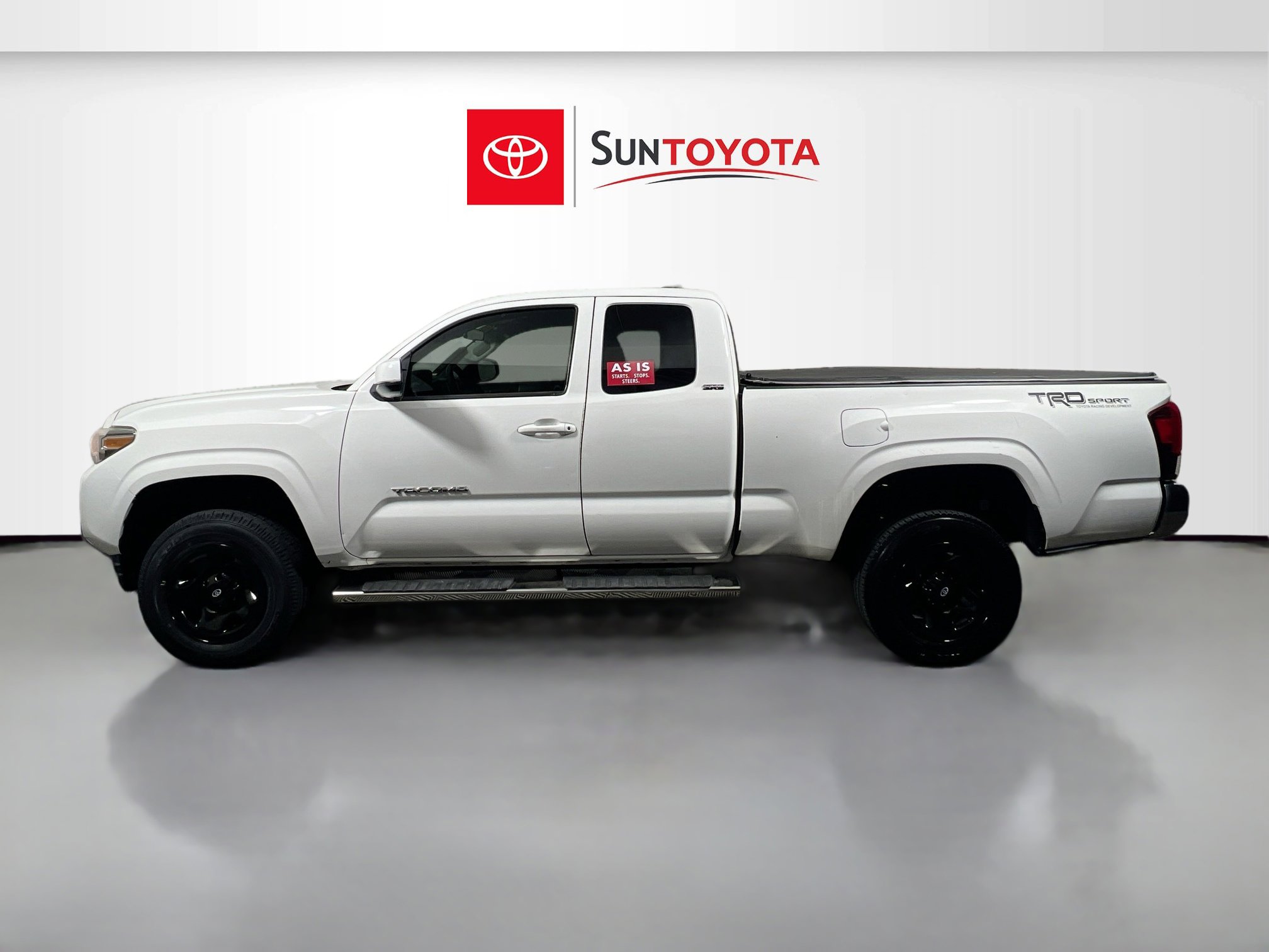 Used 2020 Toyota Tacoma SR5 RWD image 7
