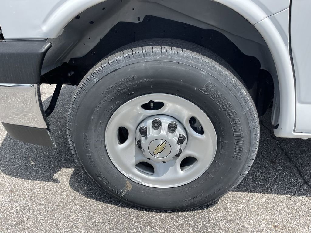 New 2025 Chevrolet Express 2500 w/ Driver Convenience Package image 6