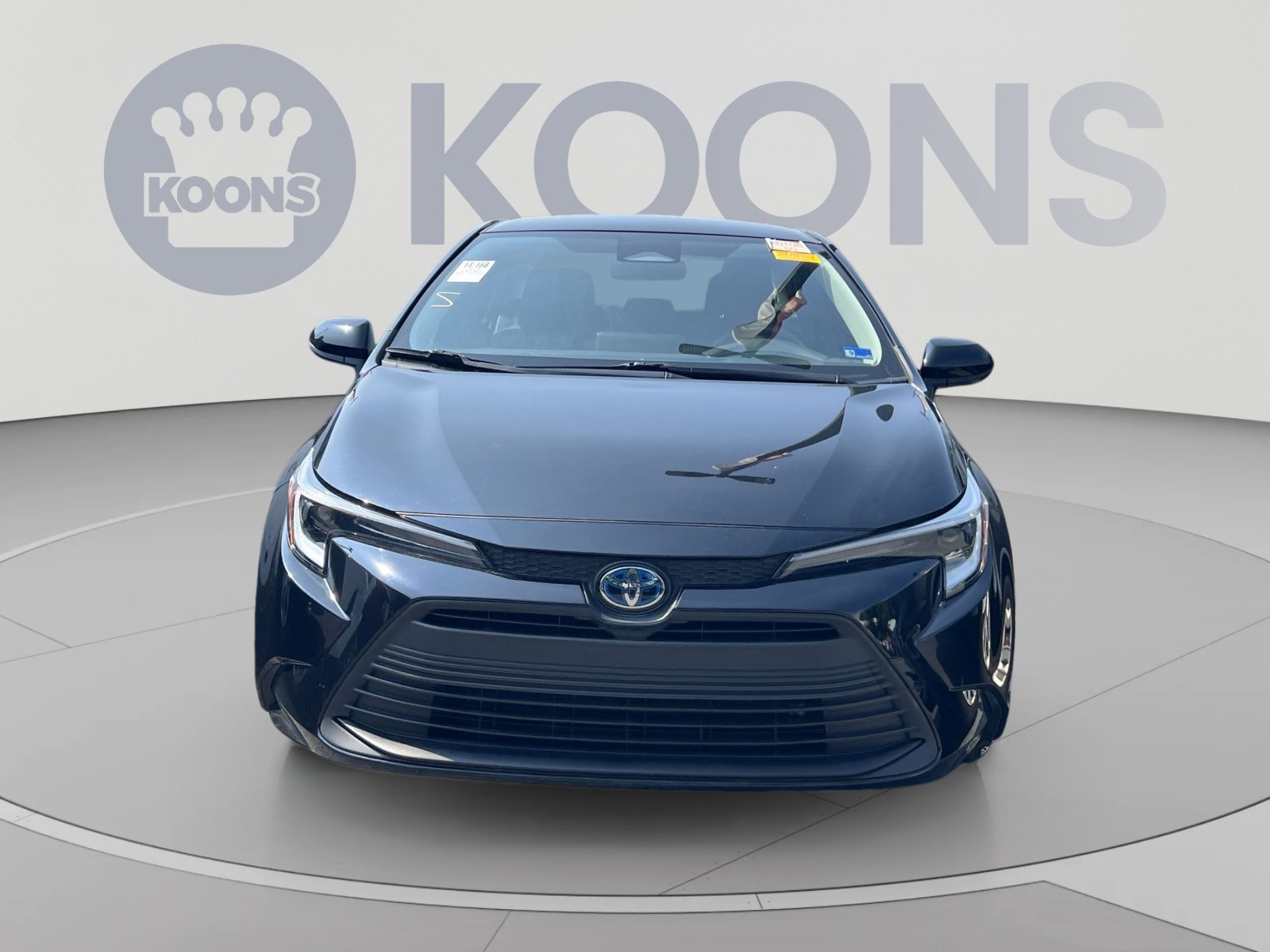Used 2024 Toyota Corolla LE w/ LE Convenience Package FWD image 8