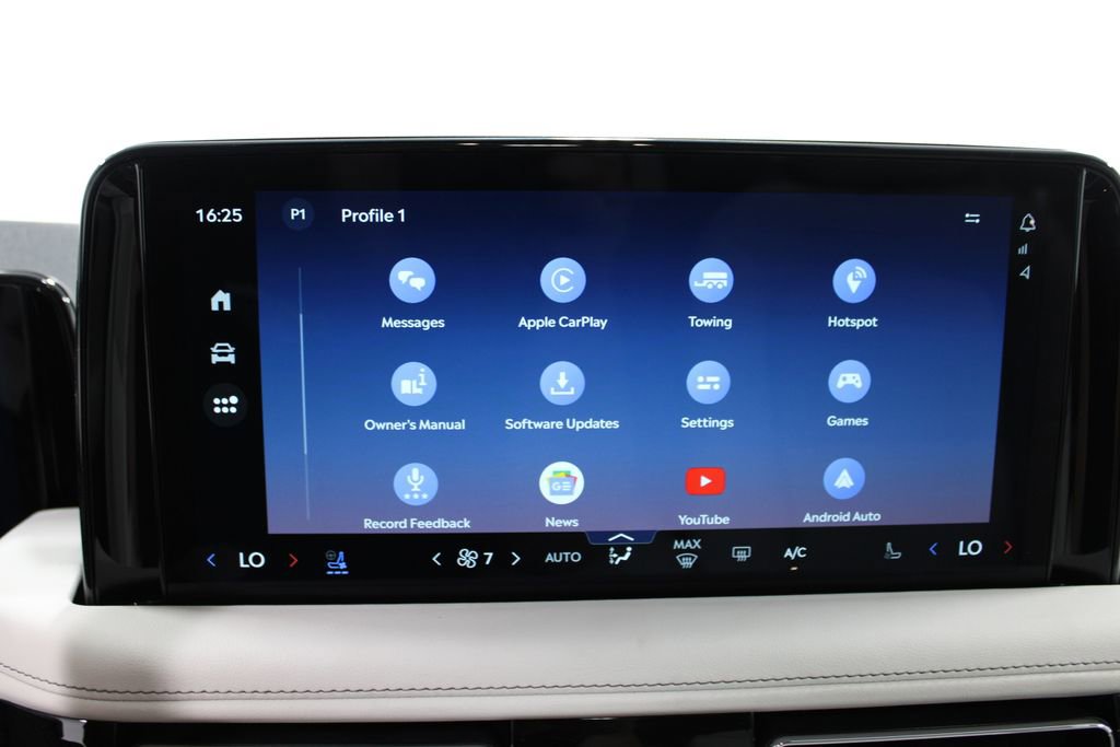 New 2025 Lincoln Aviator 2WD w/ Equipment Group 101A image 55