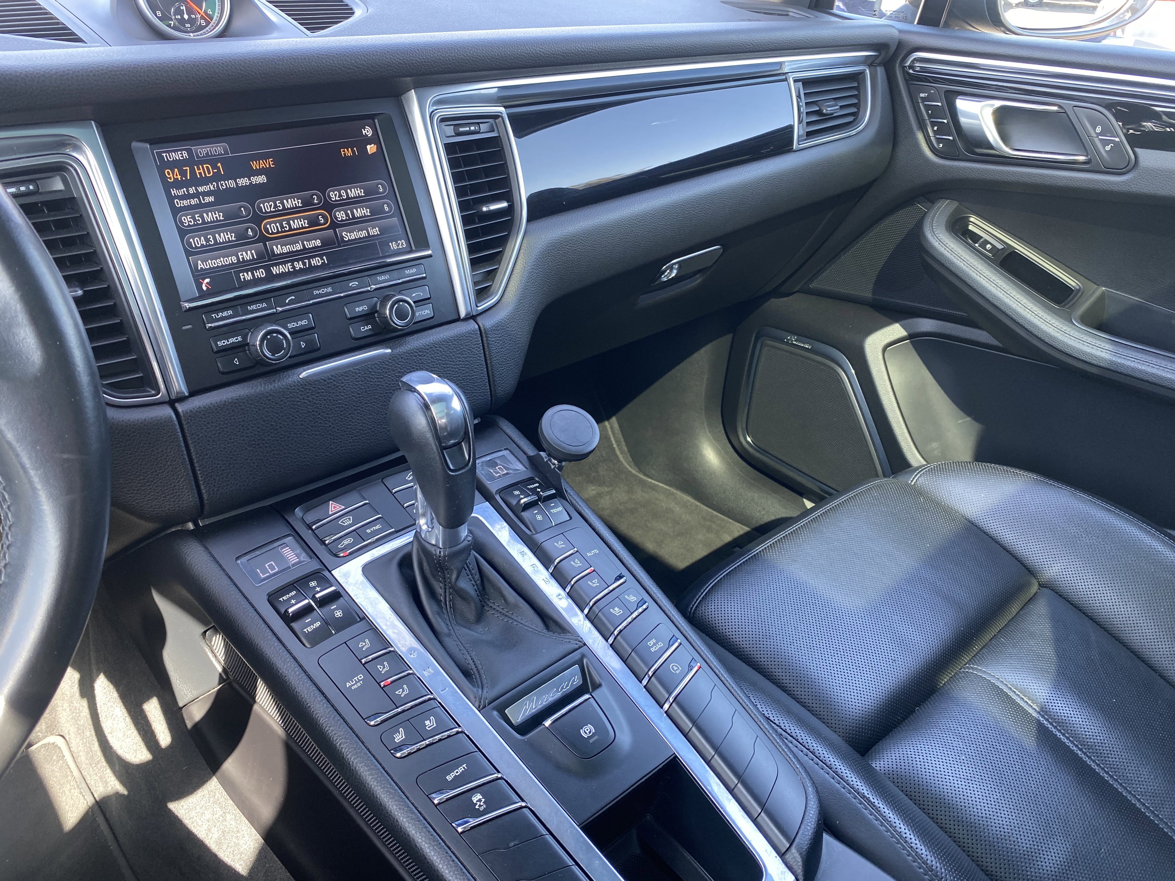 Used 2015 Porsche Macan S w/ Premium Package Plus AWD/4WD image 12