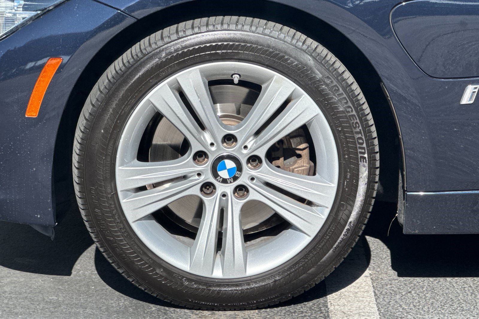 Used 2017 BMW 330e RWD image 36