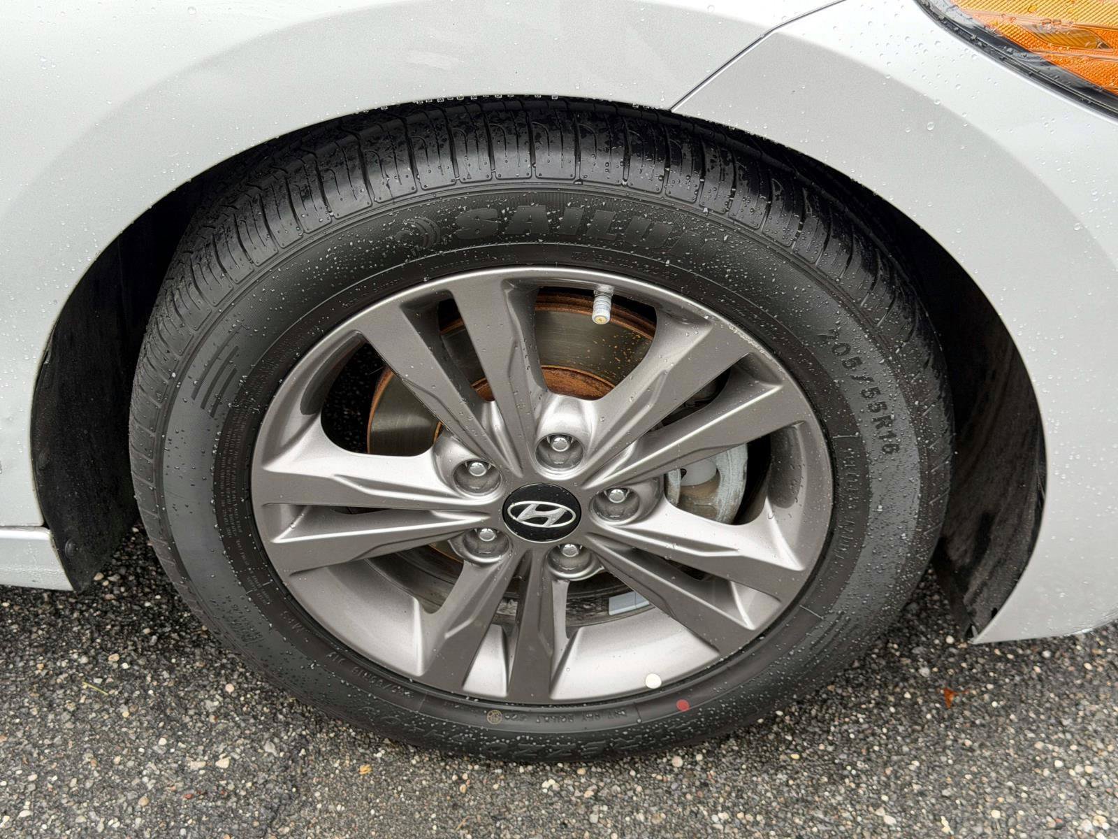 Used 2017 Hyundai Elantra SE w/ SE A/T Tech Package 03 FWD image 8