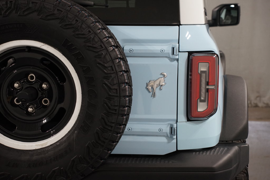 Used 2024 Ford Bronco Heritage Edition AWD/4WD image 10
