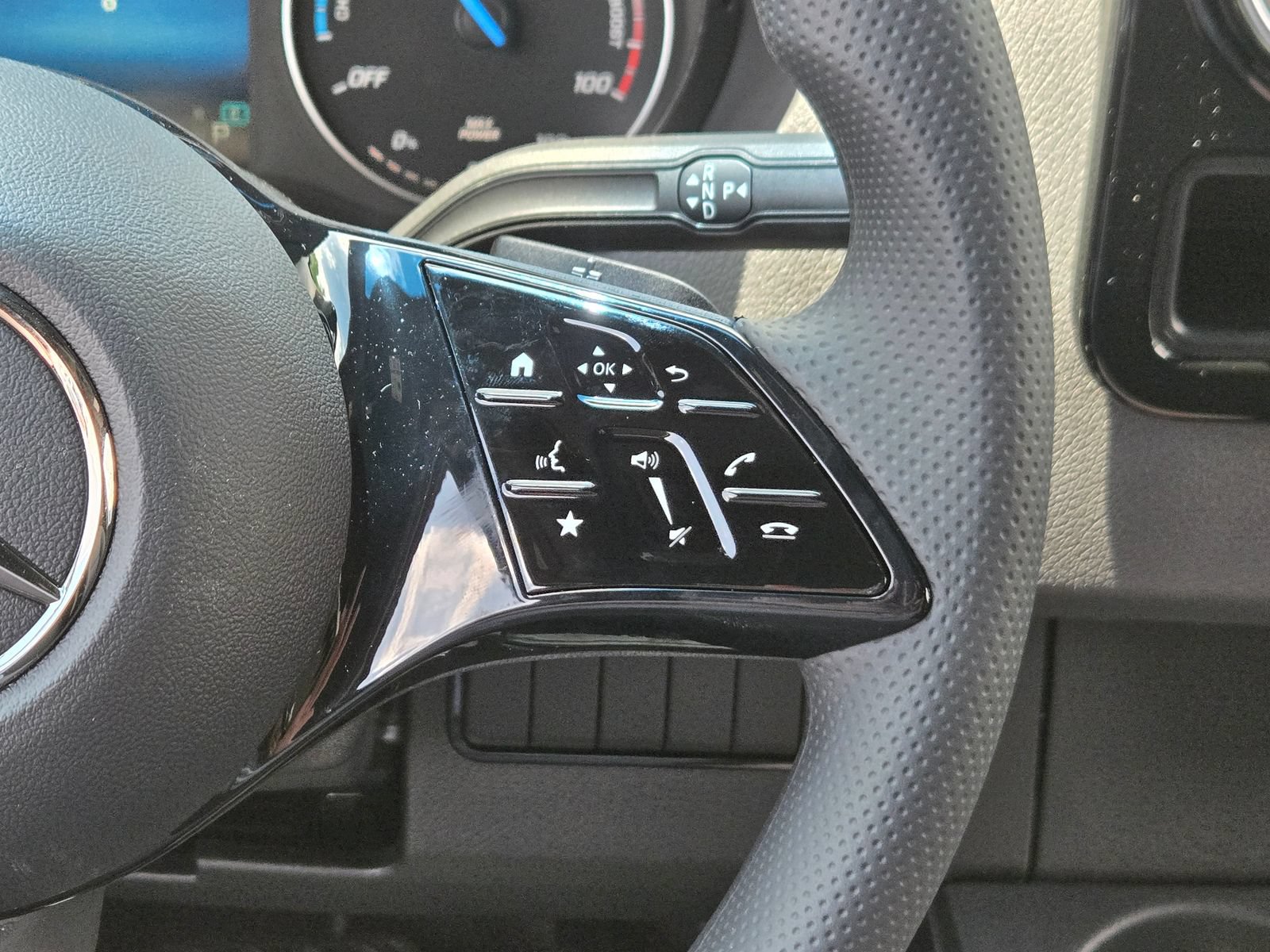 New 2025 Mercedes-Benz eSprinter 170 Cargo image 16