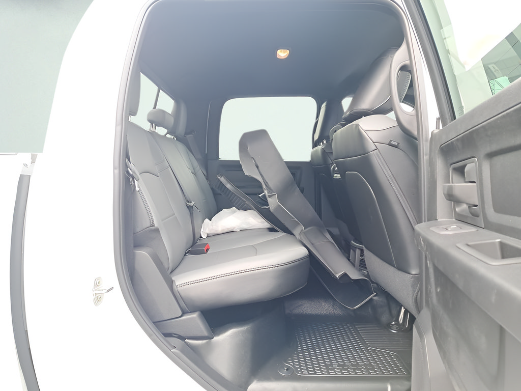 New 2026 RAM 3500 Tradesman AWD/4WD image 14