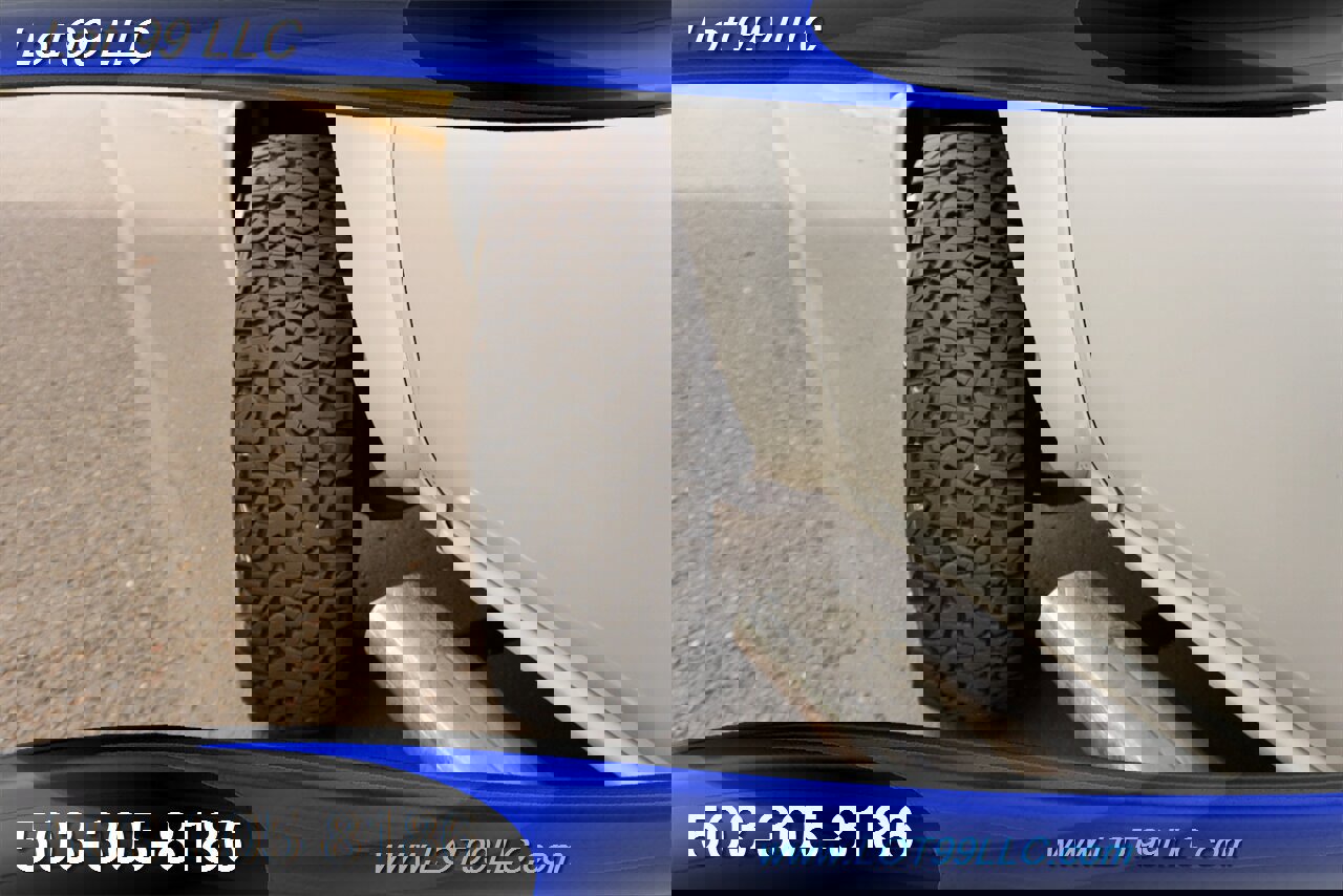 Used 2004 GMC Sierra 2500 SLE w/ Heavy-Duty Power Package image 4