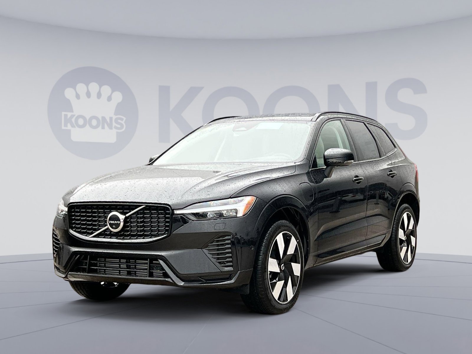 New 2025 Volvo XC60 T8 Plus w/ Protection Package Premier