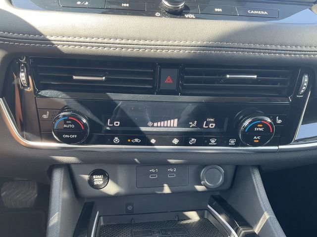 Certified 2026 Nissan Rogue SL AWD/4WD image 16