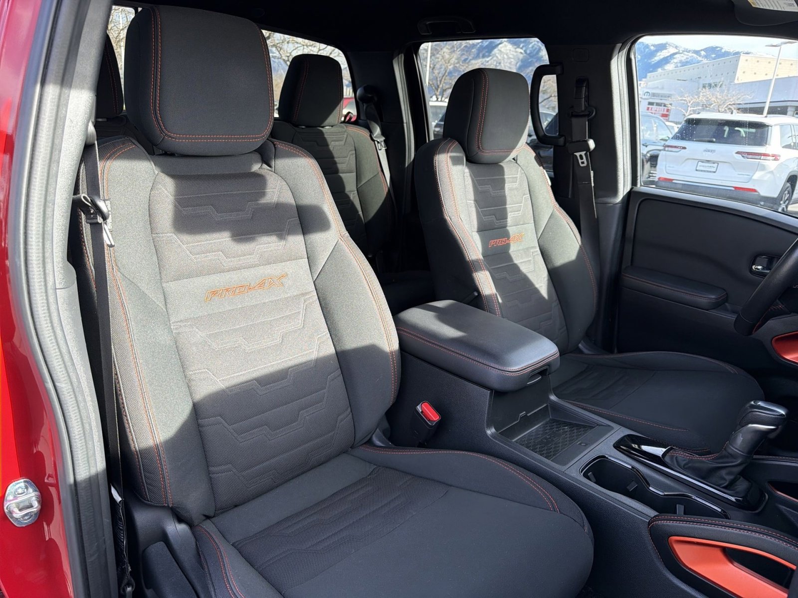 Used 2023 Nissan Frontier PRO-4X w/ Pro Convenience Package image 32