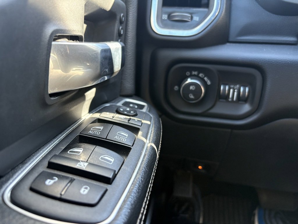Used 2022 RAM 3500 Laramie w/ Night Edition image 20