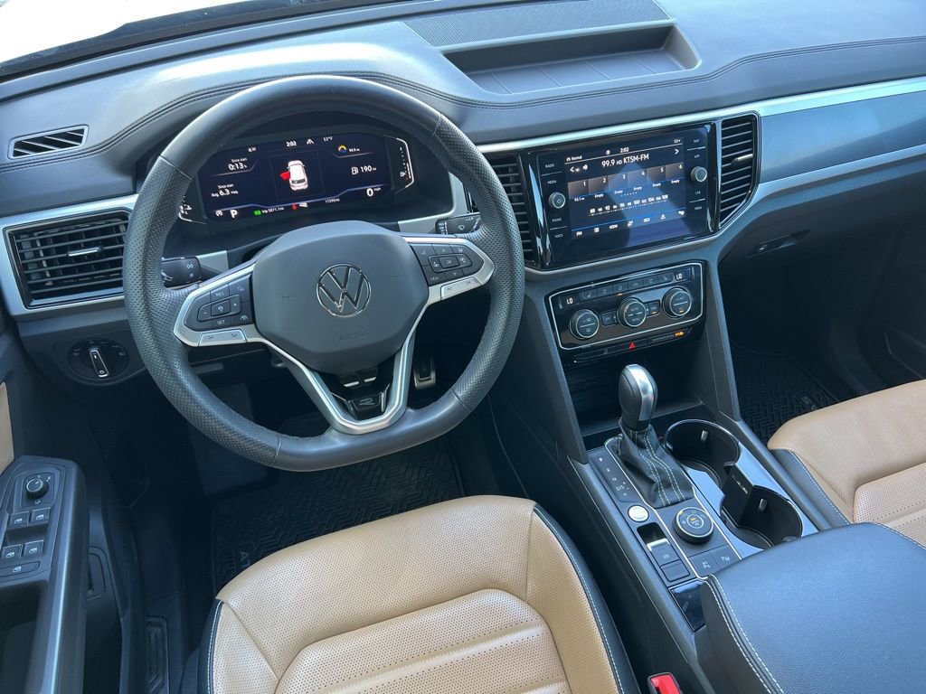 Used 2023 Volkswagen Atlas Cross Sport SEL Premium R-Line image 13