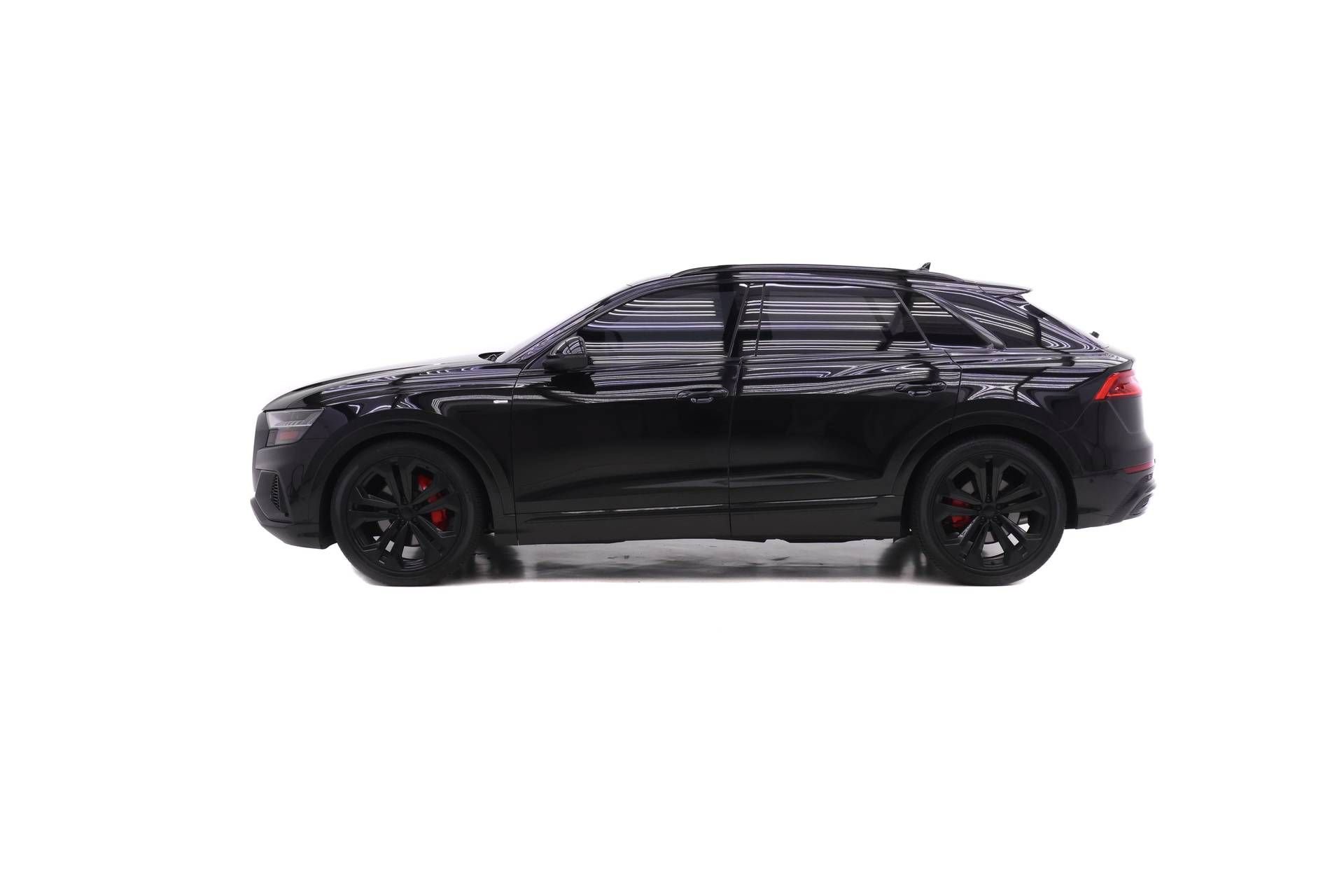 Certified 2022 Audi Q8 Prestige w/ Prestige Package AWD/4WD image 3