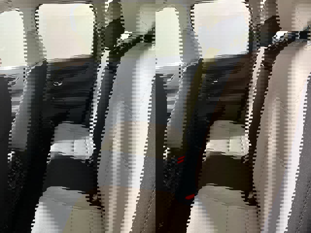 Used 2023 Honda CR-V EX image 27