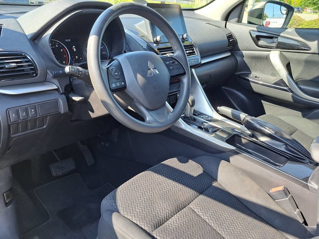 Used 2024 Mitsubishi Eclipse Cross LE AWD/4WD image 9