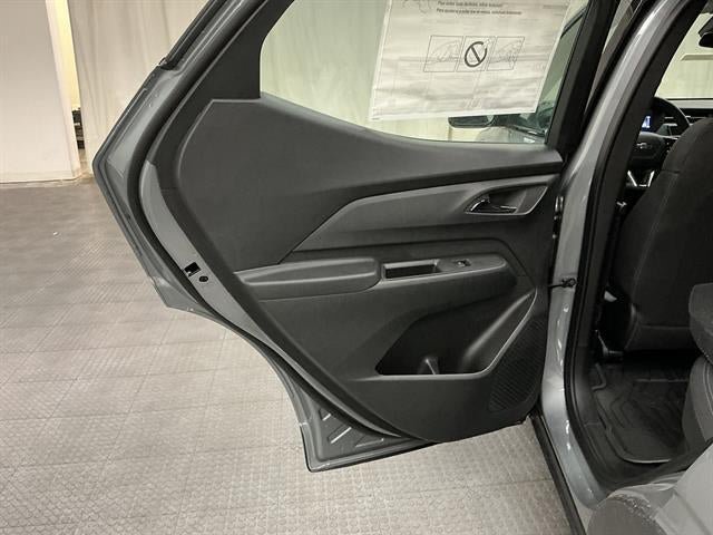 New 2027 Chevrolet Bolt LT w/ Comfort Package FWD image 22