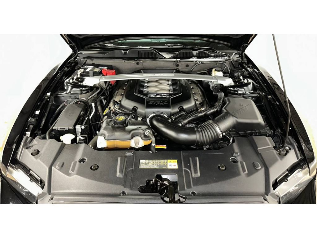 Used 2014 Ford Mustang GT w/ Equipment Group 301A RWD image 4