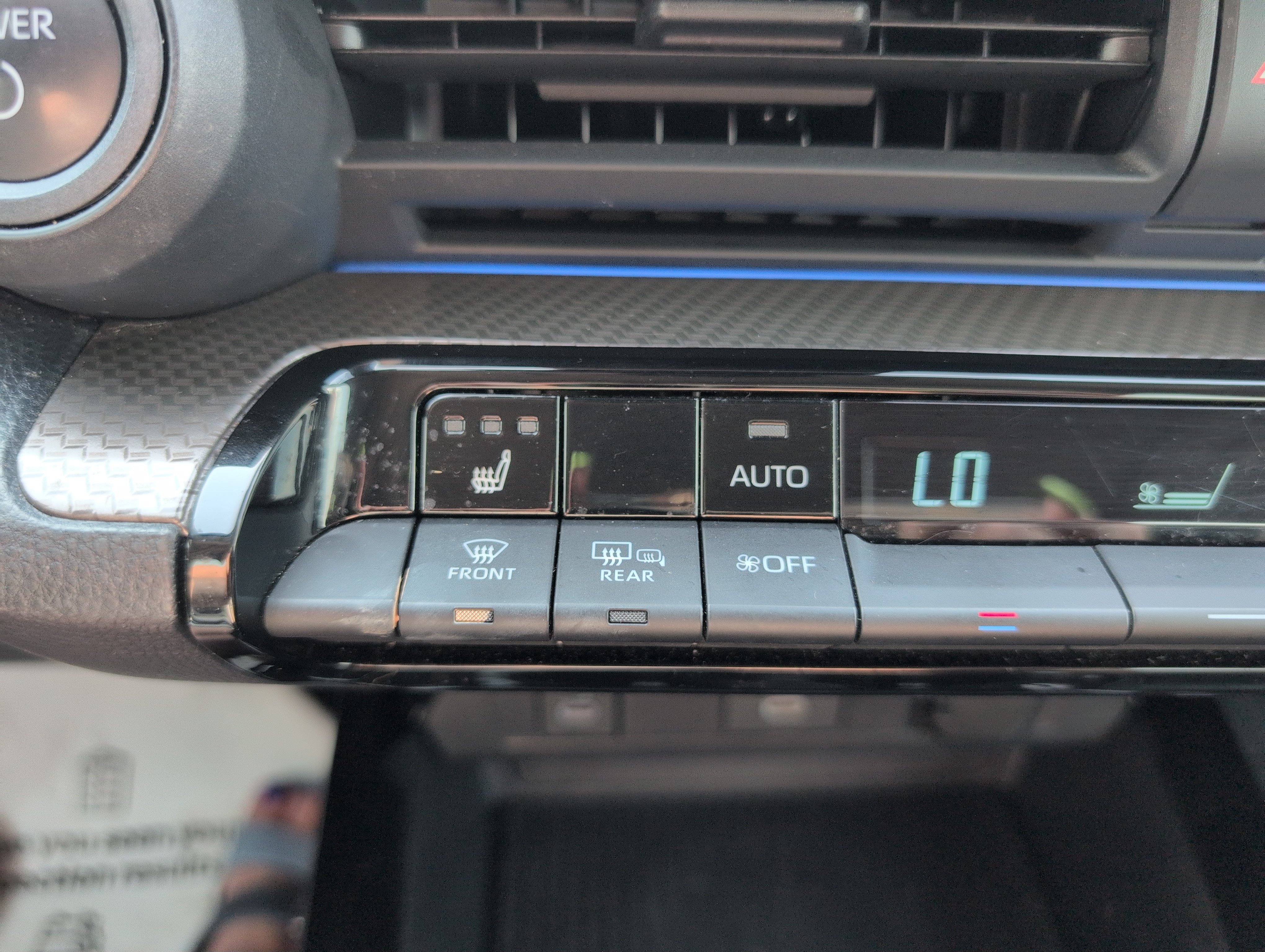 Certified 2024 Toyota Prius XLE AWD/4WD image 28