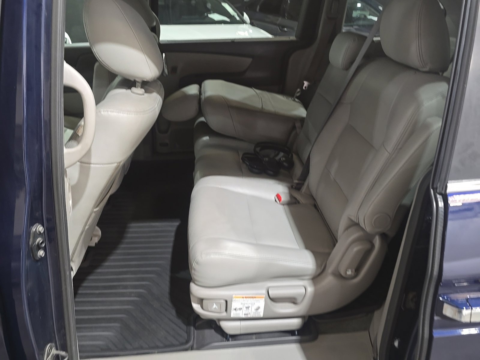 Used 2016 Honda Odyssey SE image 13