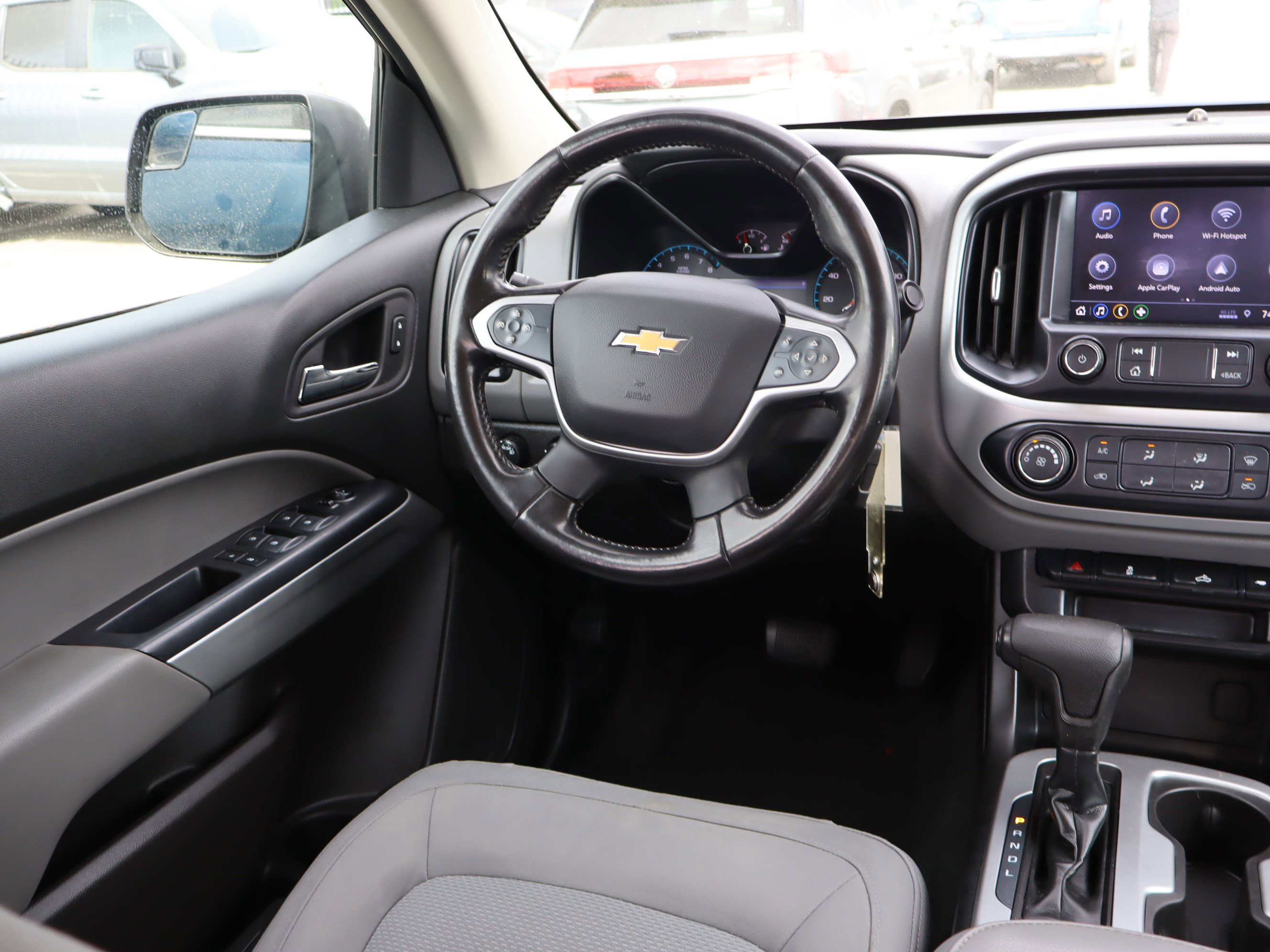 Used 2020 Chevrolet Colorado LT image 15