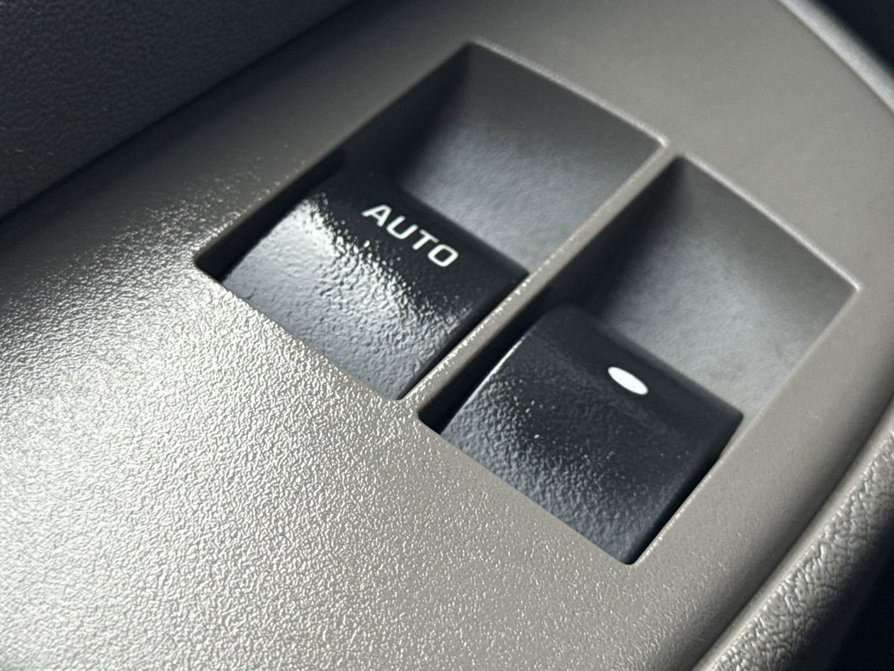 Used 2020 GMC Savana 2500 w/ Driver Convenience Package image 28