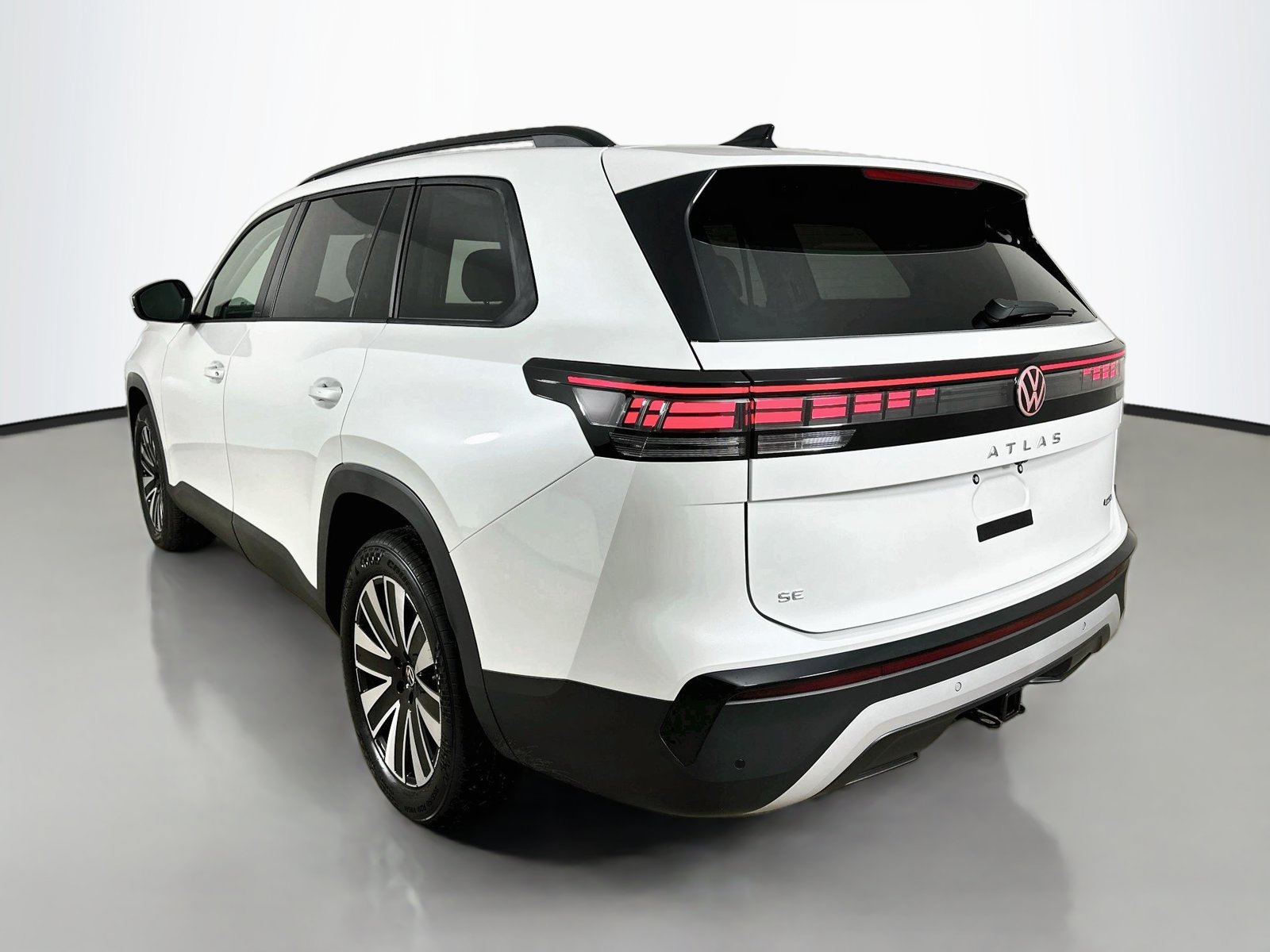New 2027 Volkswagen Atlas SE AWD/4WD image 7
