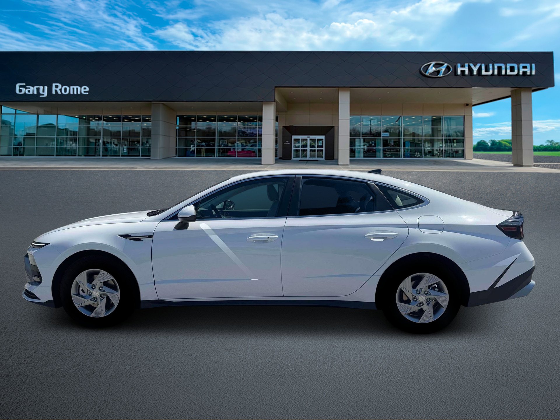 New 2026 Hyundai Sonata SE FWD image 3