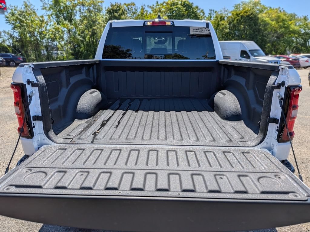 New 2026 RAM 1500 Big Horn AWD/4WD image 14
