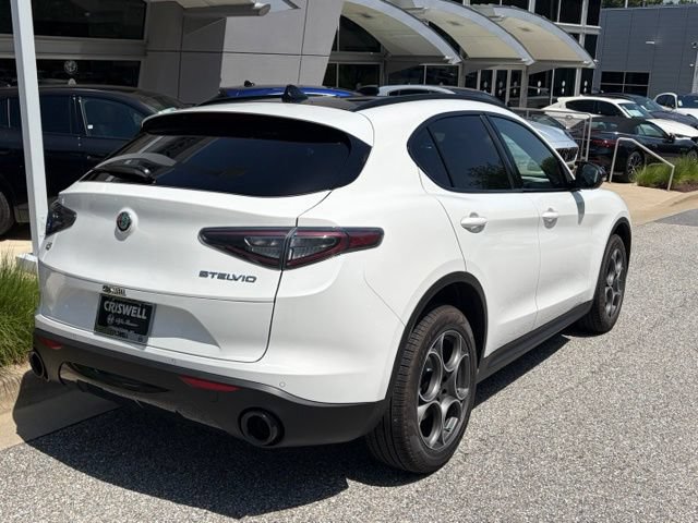 New 2026 Alfa Romeo Stelvio Sprint w/ Convenience Package AWD/4WD image 5